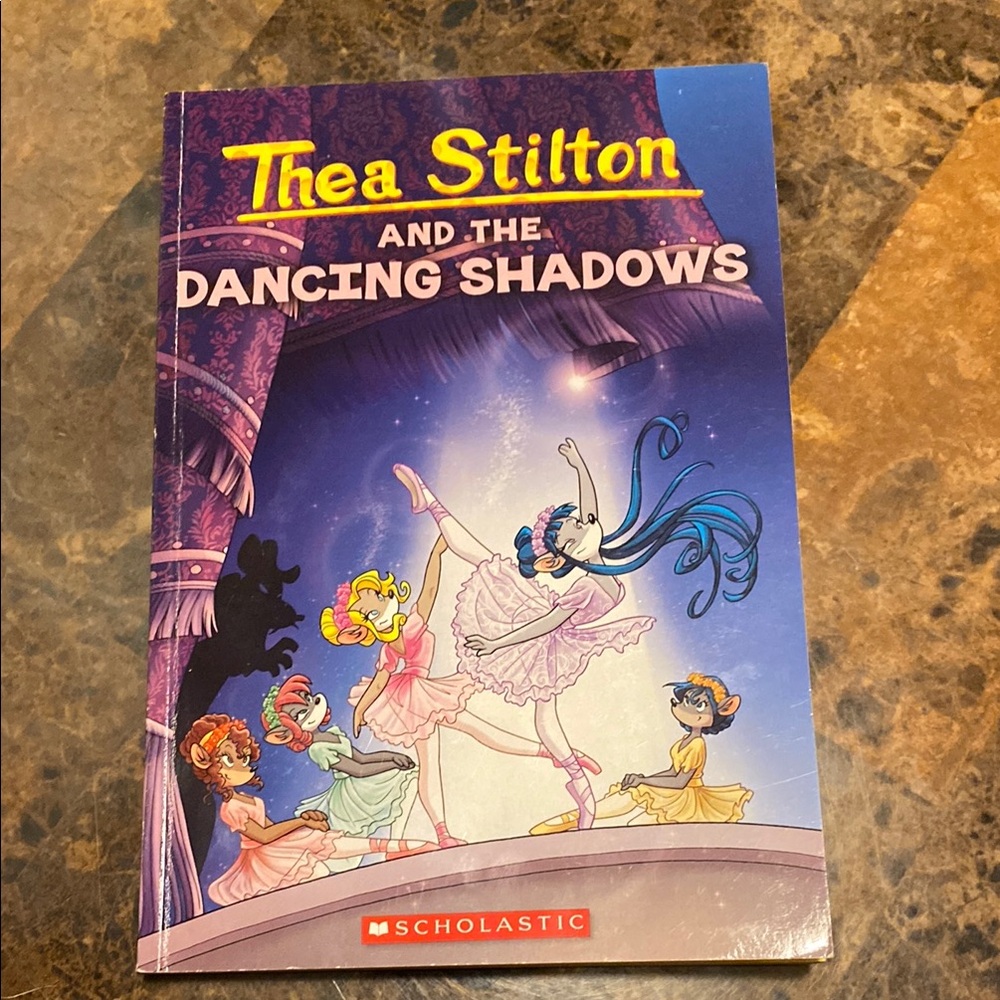 Scholastic Thea Stilton: And The Dancing Shadows